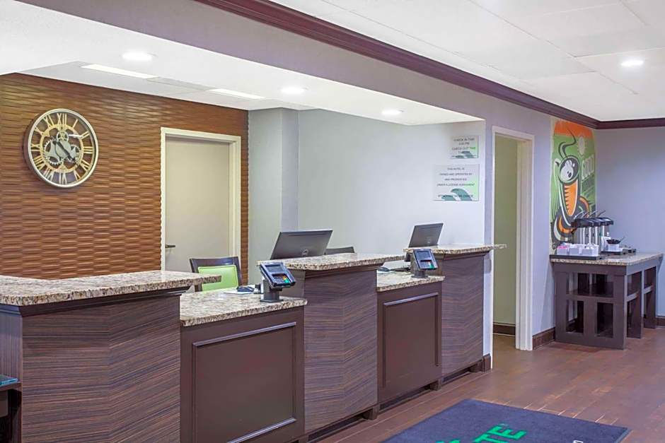 Wingate by Wyndham Charleston Coliseum