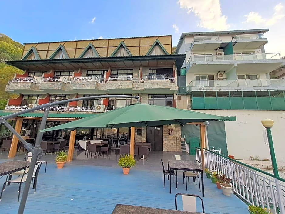 Kasauli Exotica Hotel