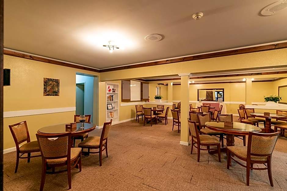 Carolina Pine Inn near Southern Pines-Pinehurst