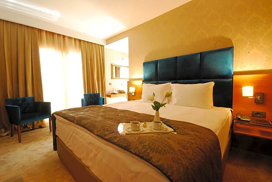 Riva Reşatbey Luxury Hotel