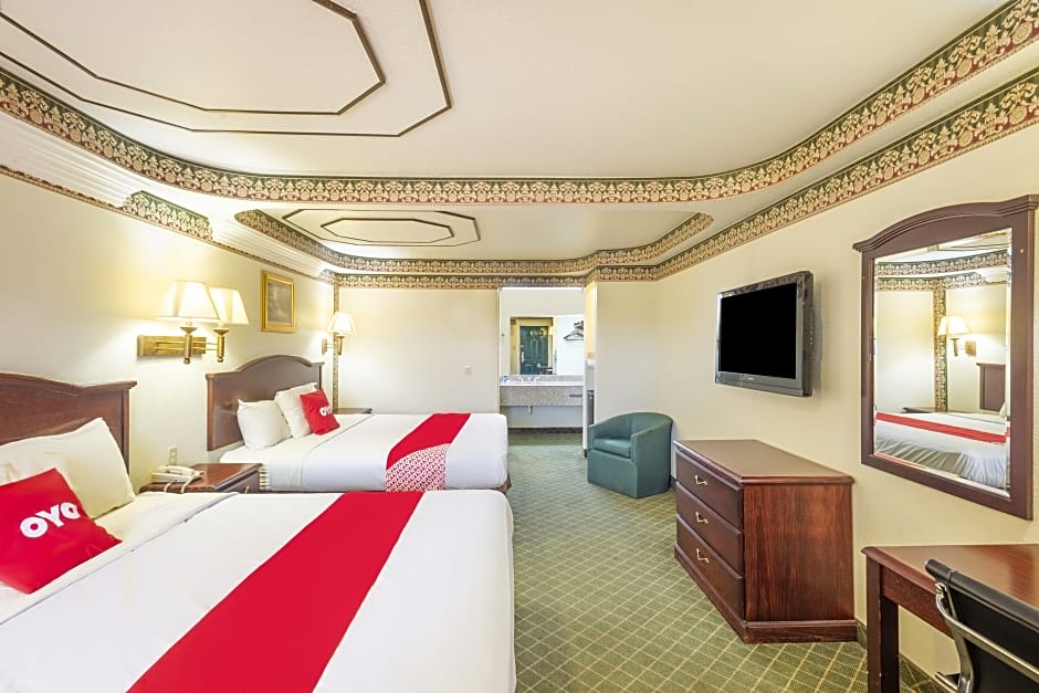 Three Rivers Executive Inn & Suites By OYO