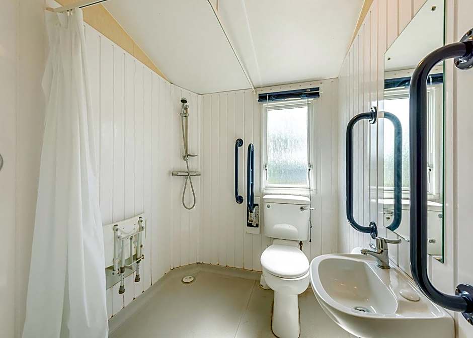 Riverside Caravan Holiday Park