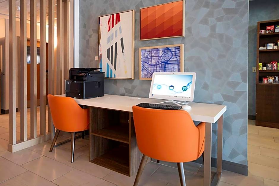 Holiday Inn Express Suites Little Rock West By IHG