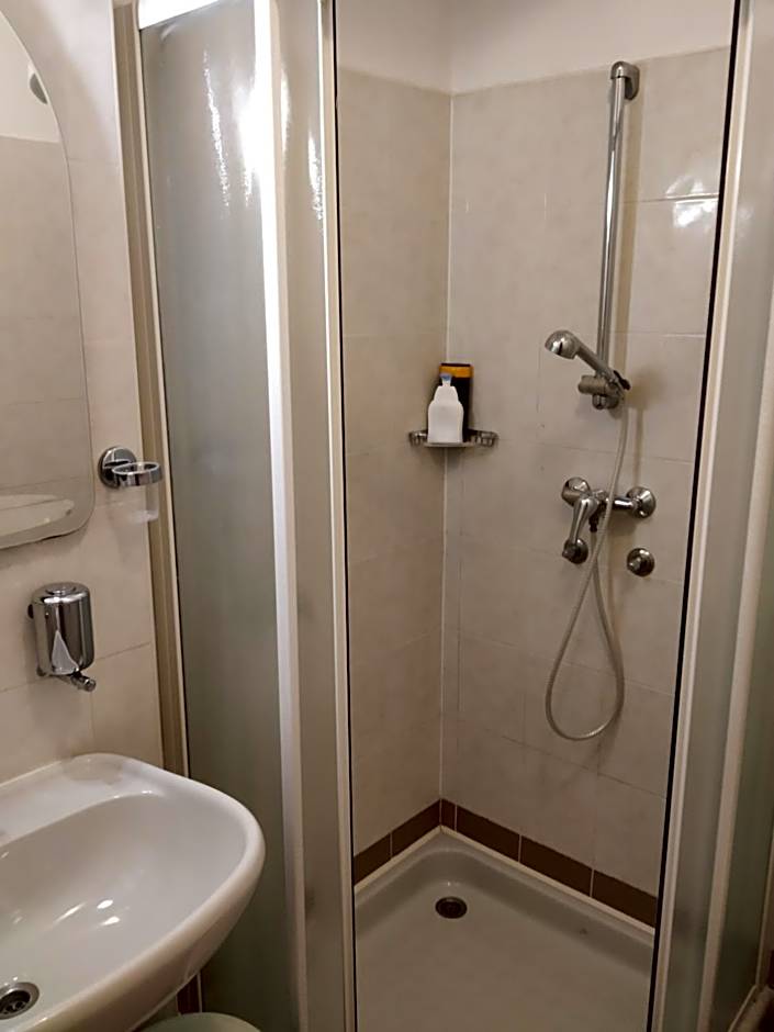 Accomodation Pertout