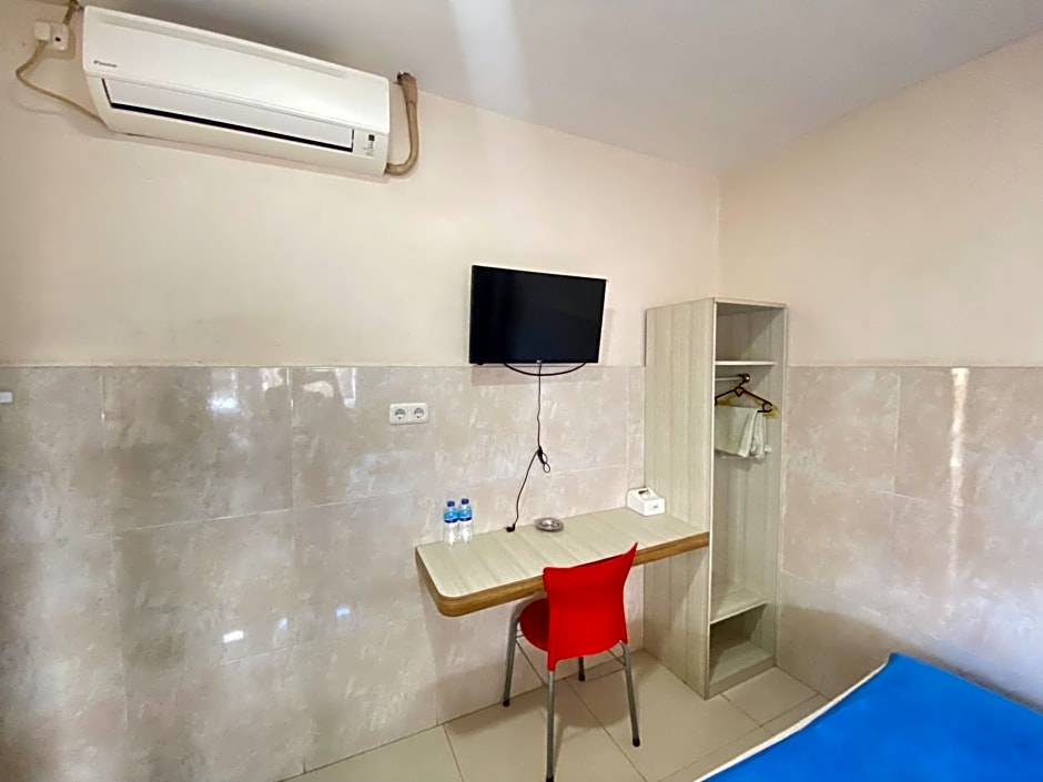 Penginapan Star Ambon Mitra RedDoorz