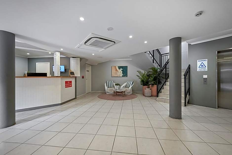 Terrigal Sails Serviced Apartments