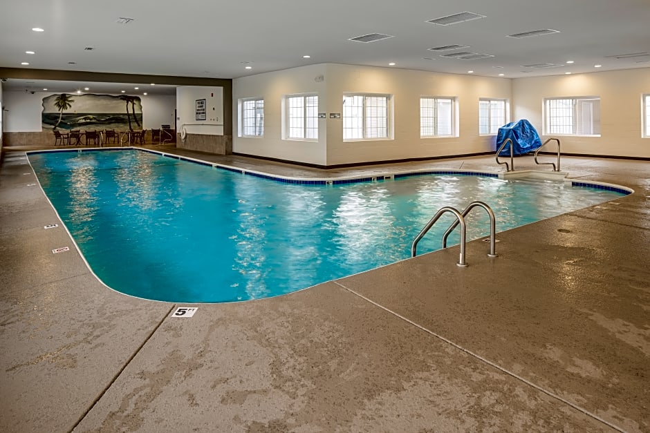 The Suites at Fall Creek