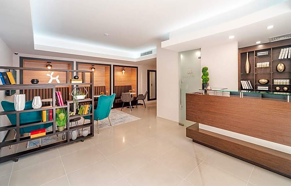 City Park Apart Hotel by CHM