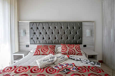 Double or Twin Room with Balcony and Sea View - Disability Access