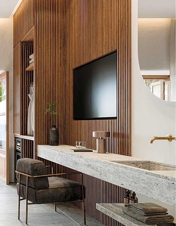 Charisma Hotel and Wellness Club