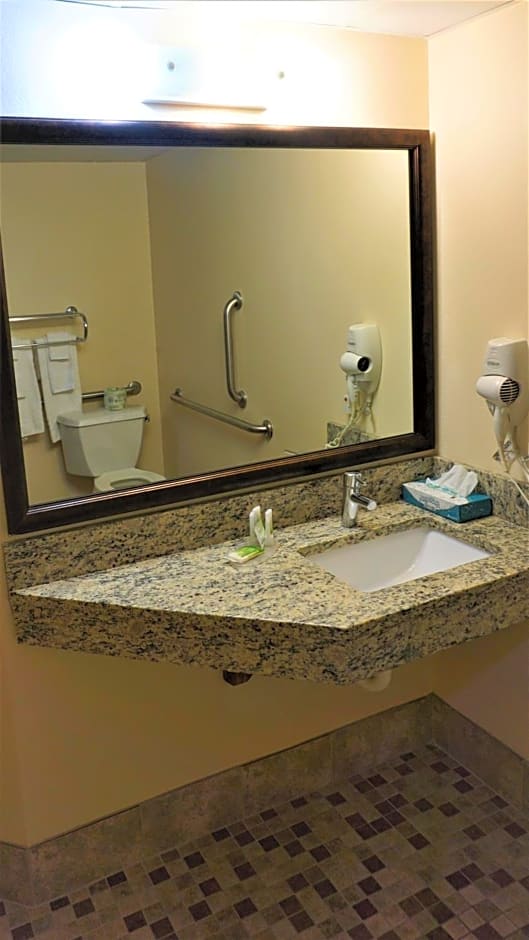 AmericInn by Wyndham Crookston U of M Crookston