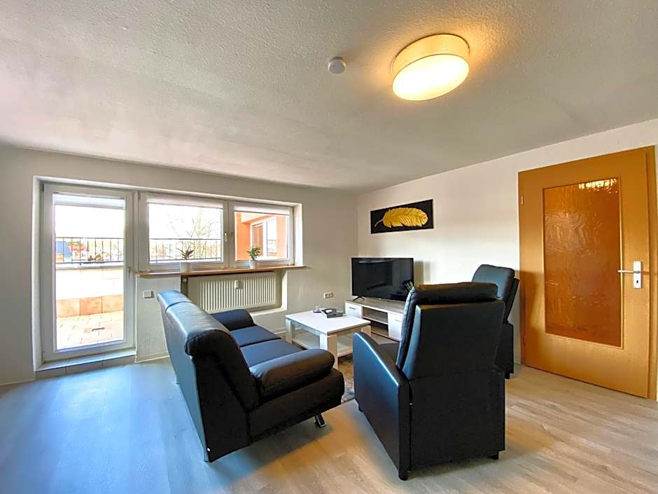 Gemütliche Unterkünfte für längeren Aufenthalt und Monteure inkl Balkon, Waschmaschine, WiFi, Küche und Parkplatz