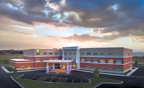 Holiday Inn Express & Suites Lockport, an IHG Hotel