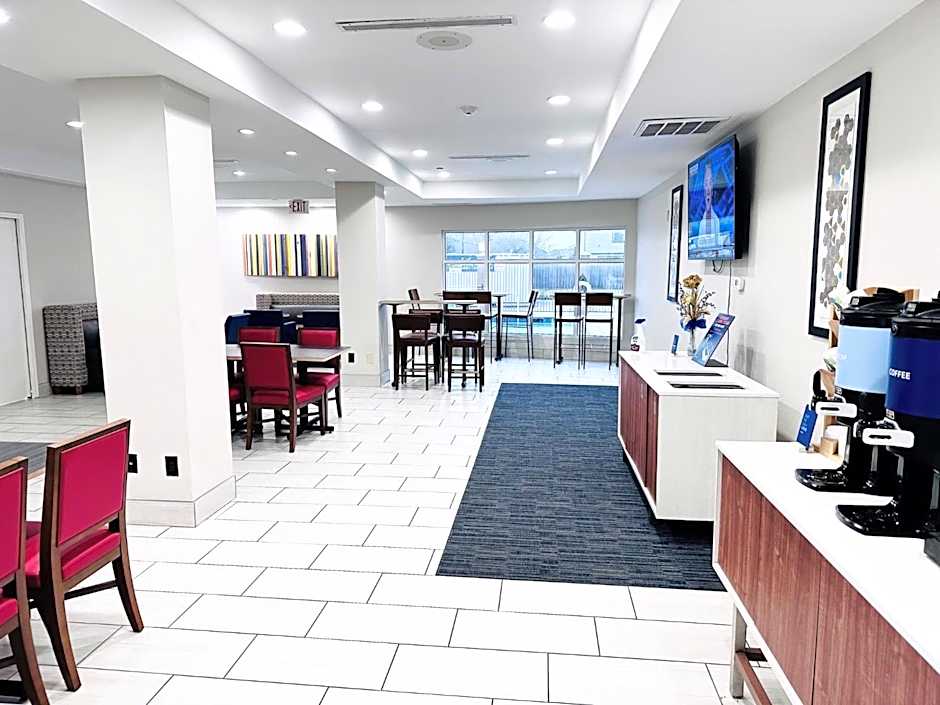 Holiday Inn Express & Suites Houston East - Baytown By IHG