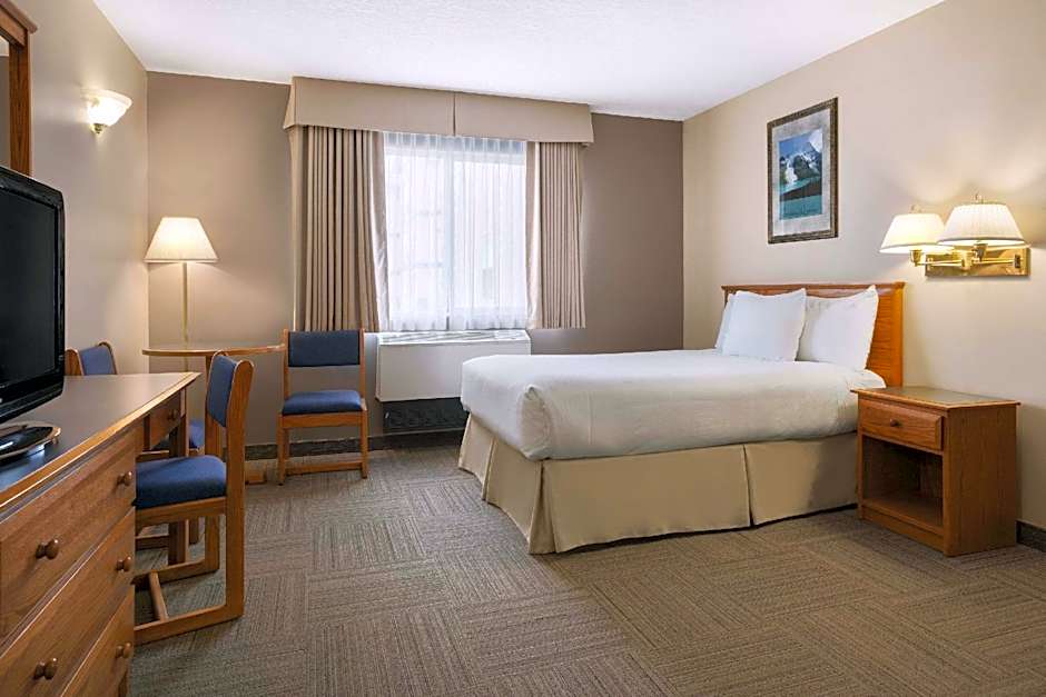 Photo 1 of 1 of Studio 1 Queen Bed Suite