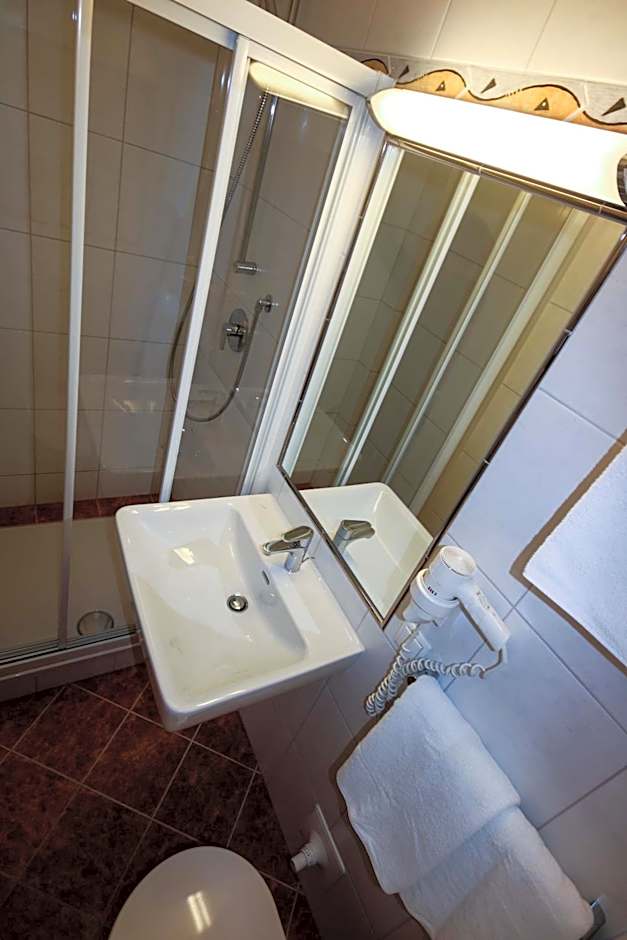 Kia Ora Hotel Restaurant