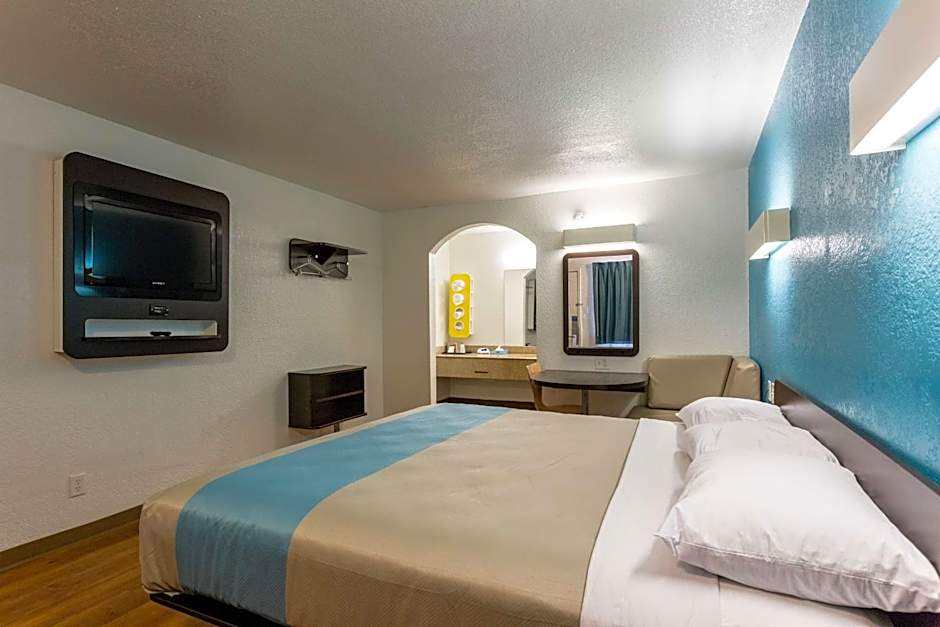Motel 6-Bryan, TX - College Station