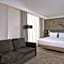 DoubleTree By Hilton Hull