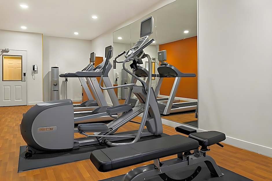 Comfort Suites Saginaw