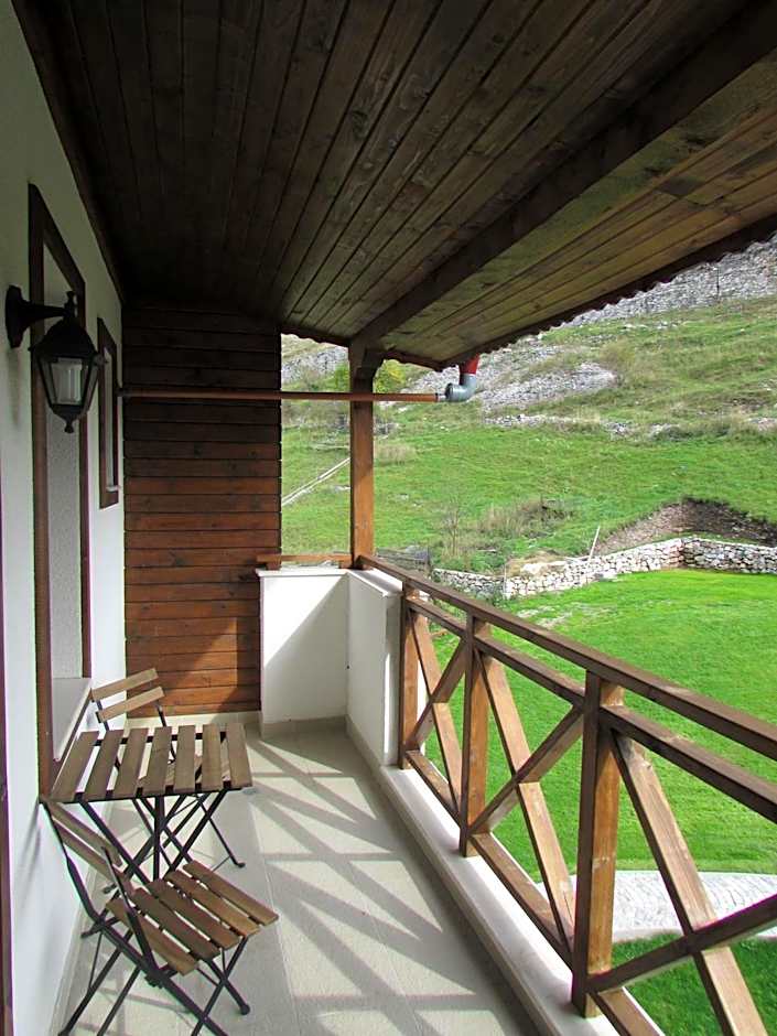 Trigrad Hotel