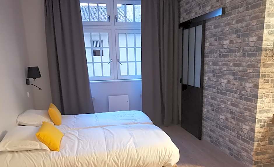 Logis Le Relais du Chapeau Rouge