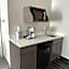 Holiday Inn Express & Suites Eden Prairie  Minneapolis By IHG