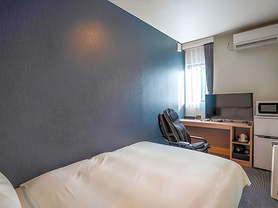Hotel R9 The Yard Narita Airport West