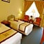 Royal Hotel