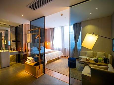 Youlan Yatang Hotel
