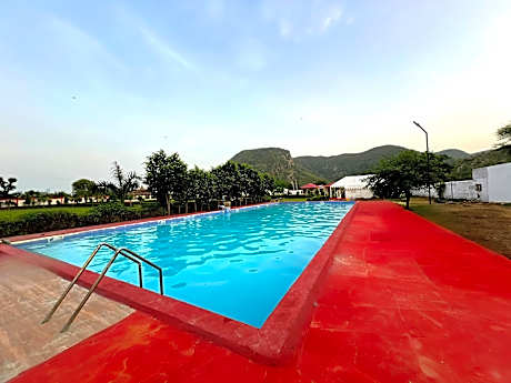 Vanbagh Sariska Resort