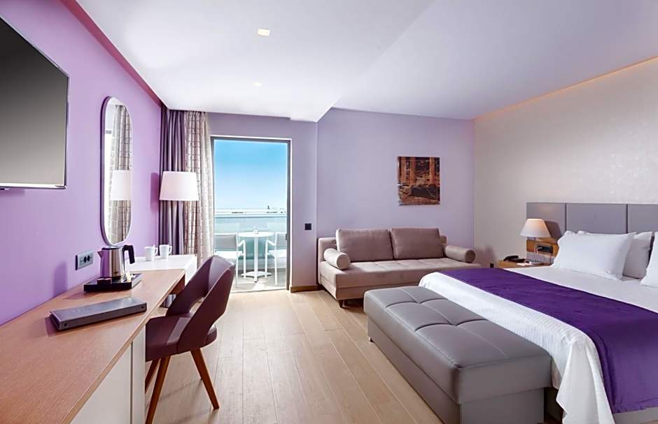 Blue Lagoon City Hotel