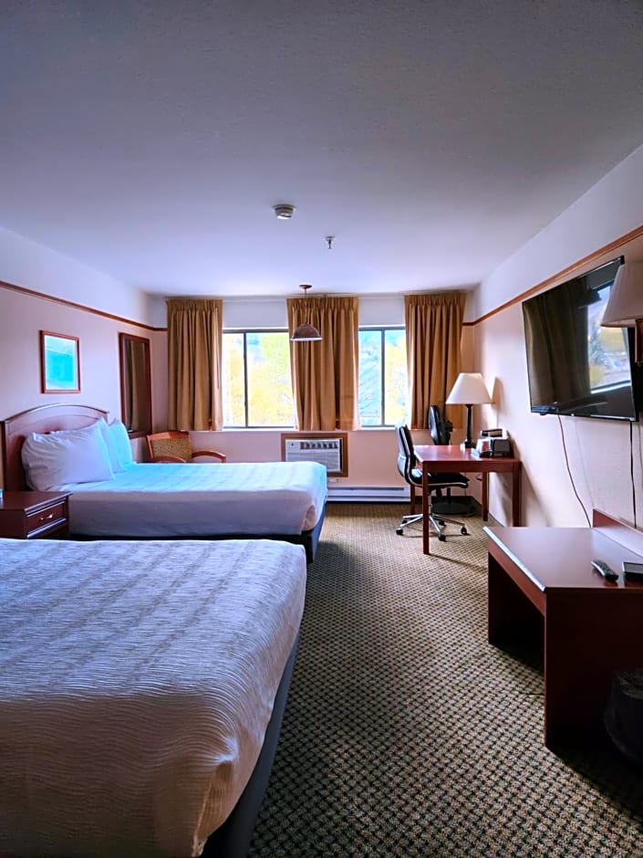Luxury Inn & Suites