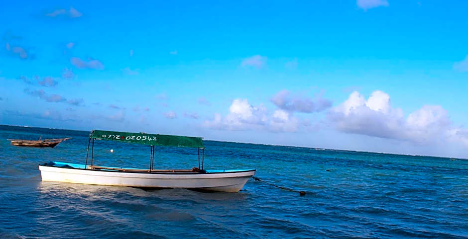 BIANCO AZZURRO Hotel & Restaurant