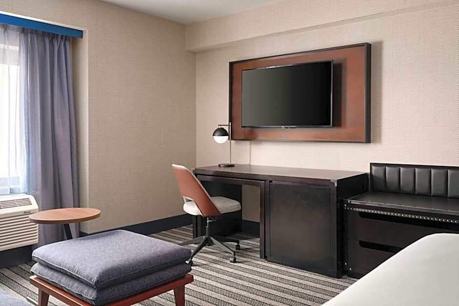 Courtyard by Marriott Boston Brookline