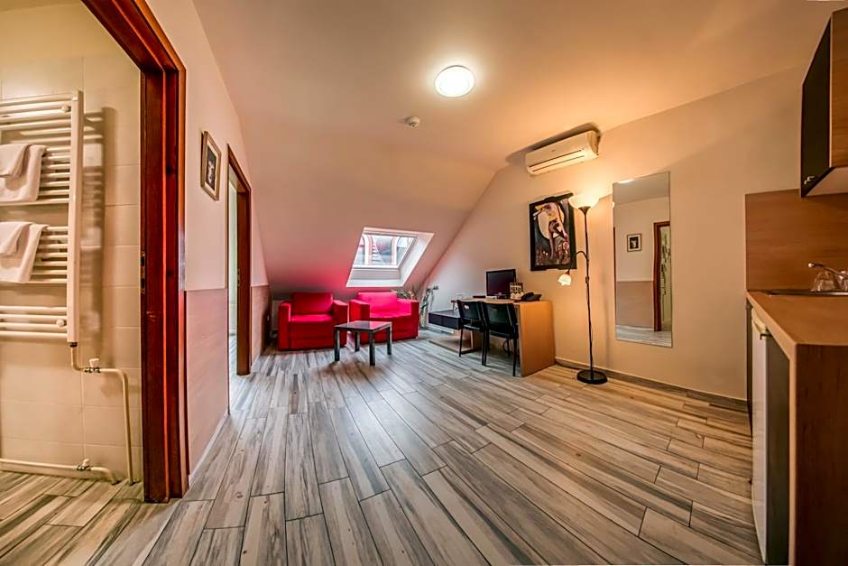 Veliki Garni Hotel