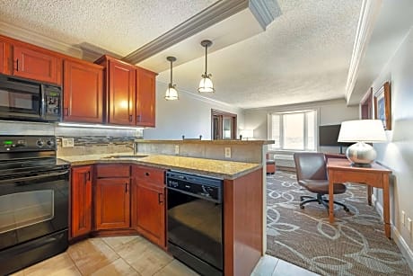 King Suite with Sofa Bed - Non-Smoking