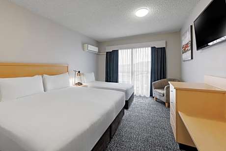 King and Single Room