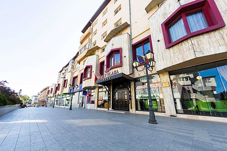 Daily Plaza Boutique Hotel
