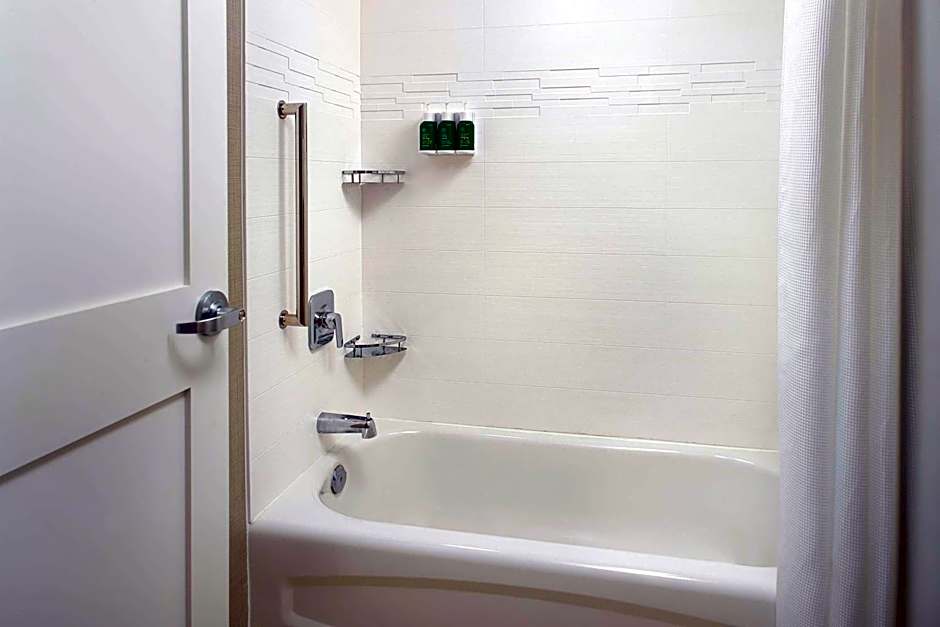 Sonesta ES Suites Raleigh Cary