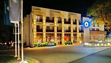 SL Industry Hotel