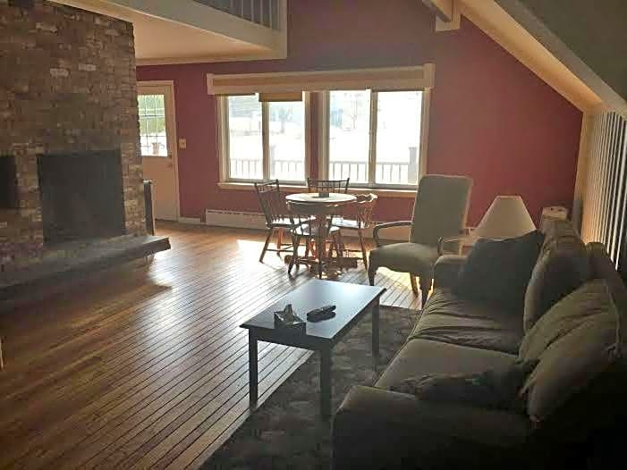 The Upper Pass Lodge