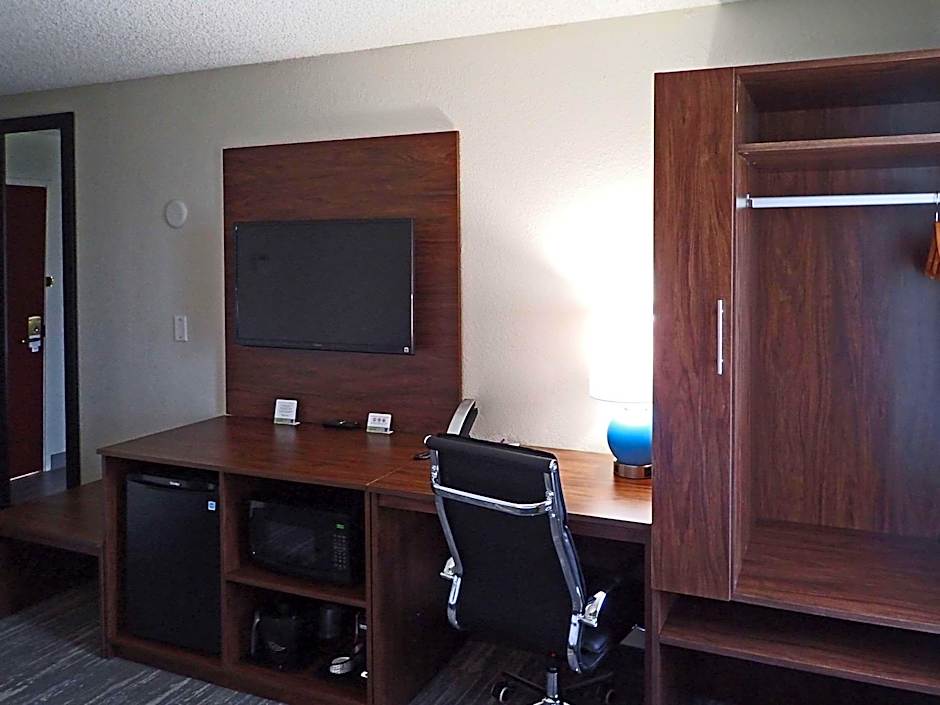 Sleep Inn & Suites California MD