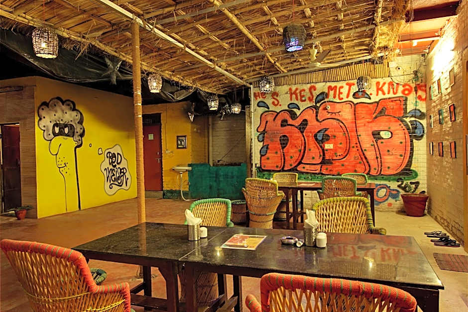 Bedweiser Backpackers Hostel