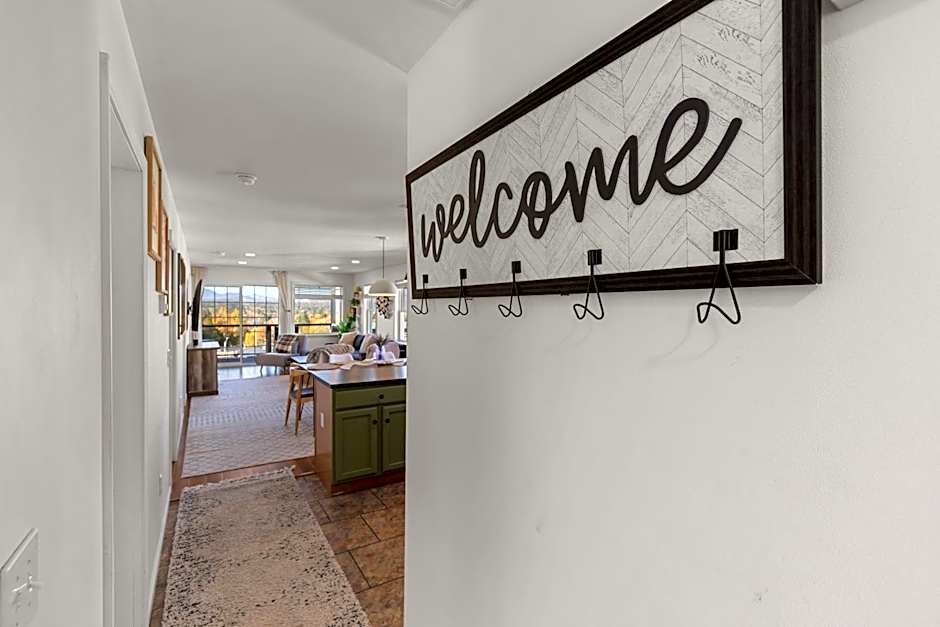 Amazing Mountain Views Lake Placid & 1980 Olympic Center