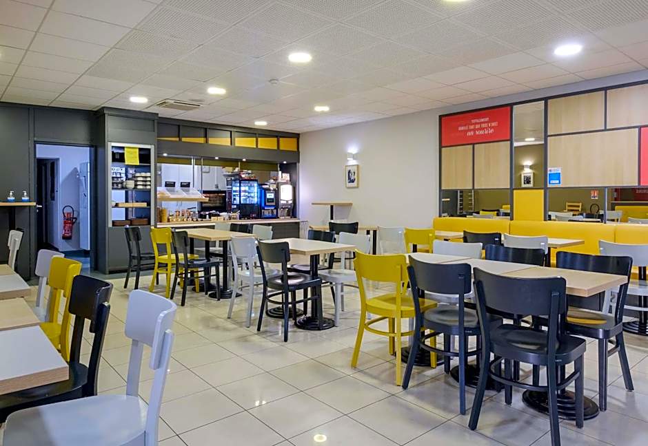 B&B Hôtel Villeneuve Loubet Village