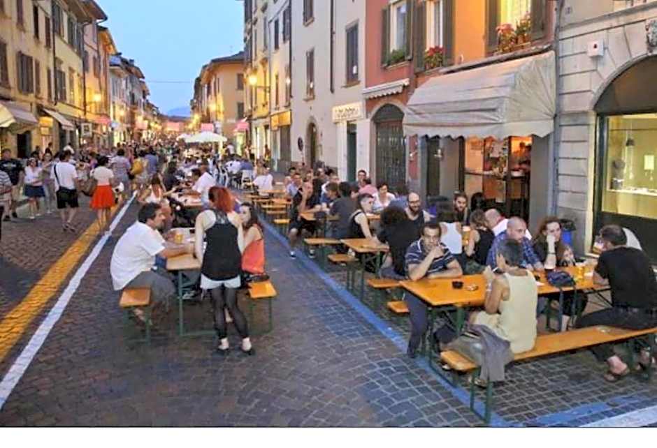 Smart-House Rent-Rooms FREE PARKING