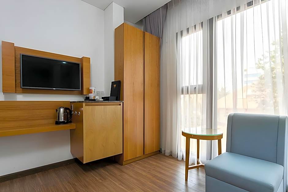 The Blue Airport Hotel