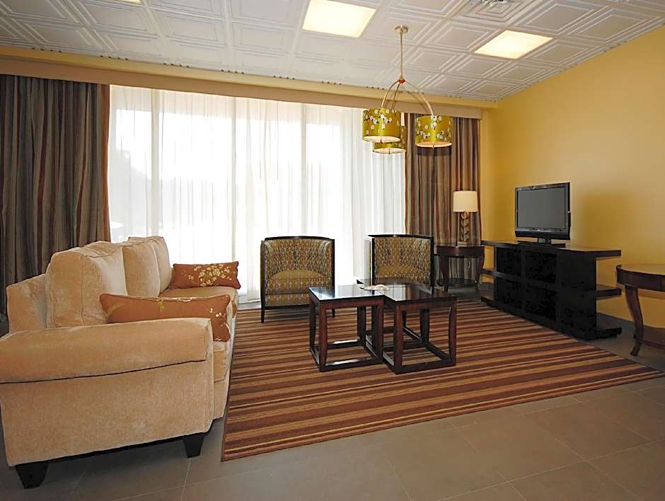 Quality Inn & Suites Charleston