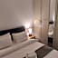 Liz suite