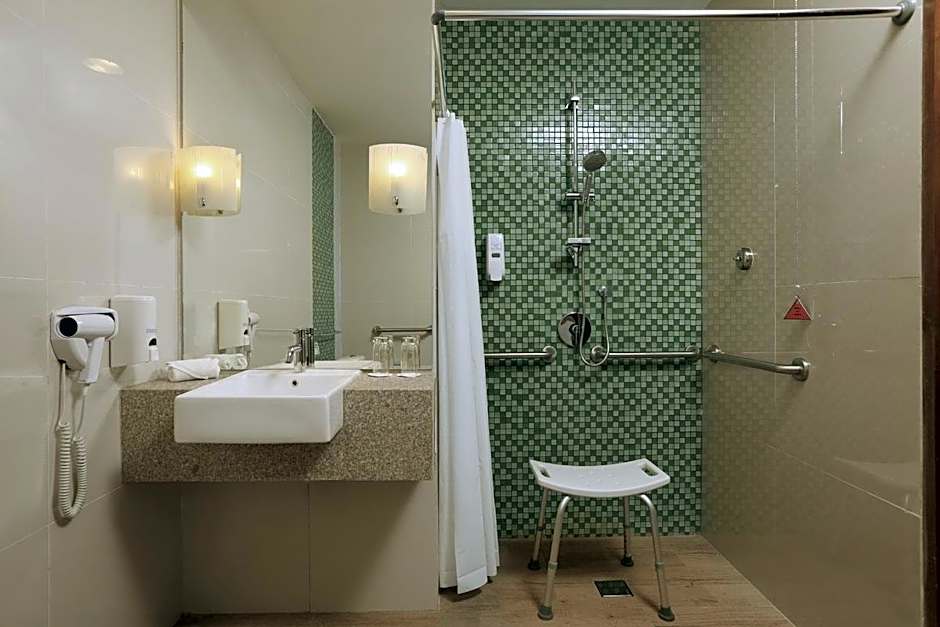 Diamond Hotel Kuta Bali